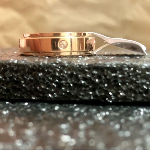 New Stainless Steel Spinner Ring Size 8 (Unisex) - Picture 3 of 6